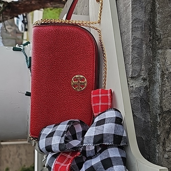 Tory Burch Handbags - NWT Tory Burch Chelsea Pebbled Crossbody Bag